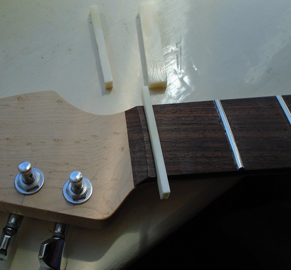 Gold strat partscaster build-017-jpg