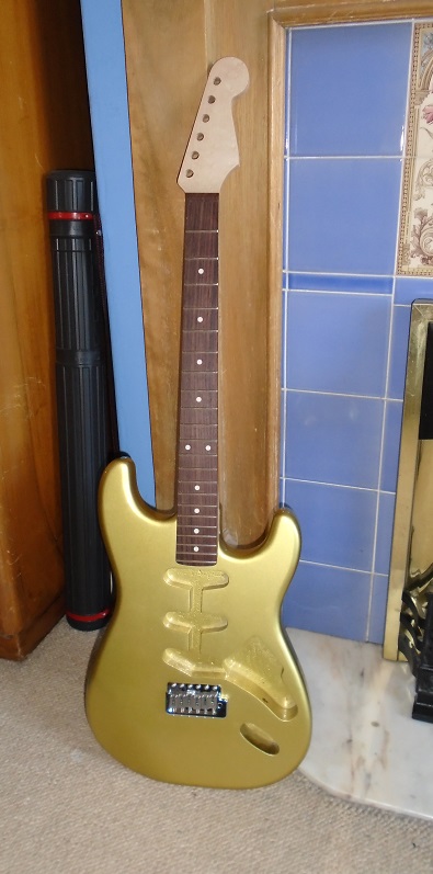 Gold strat partscaster build-031-jpg