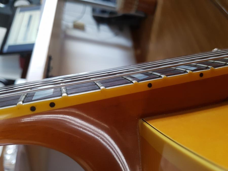 Does My Gibson ES-175 Need a Refret?-20180709_190421-jpg