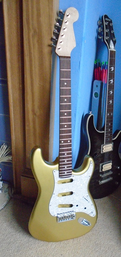 Gold strat partscaster build-038-jpg