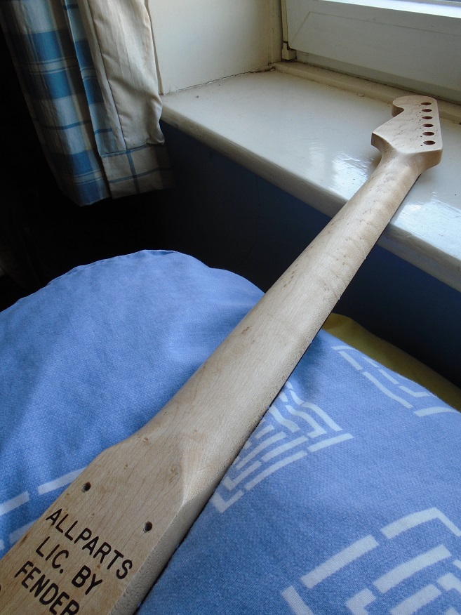 Gold strat partscaster build-059-jpg