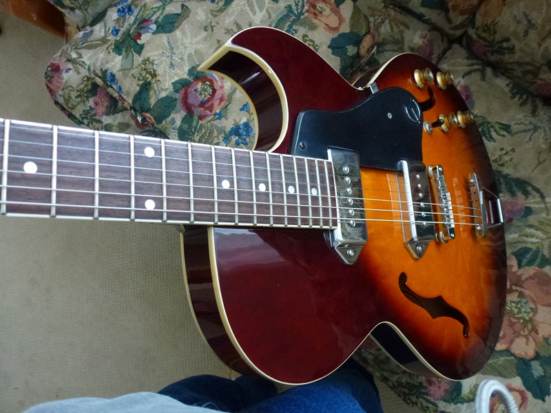 Thin Hollow Body Guitars-epiphone-sorrento-7-jpg