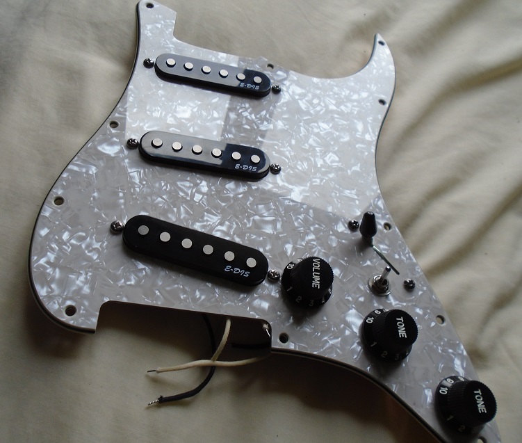 Gold strat partscaster build-075-jpg