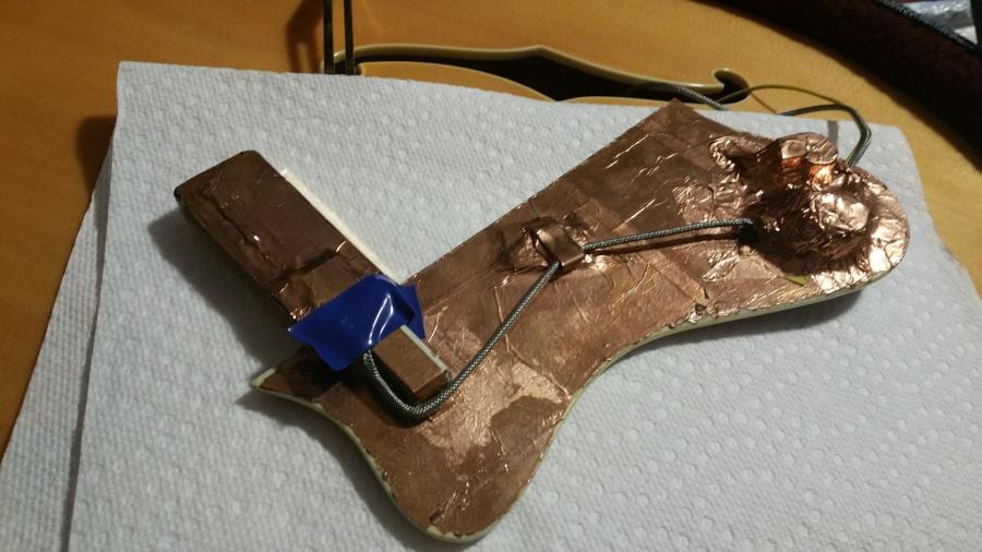 Something fell out of my archtop, can someone help identify this?-38010074_2021628091222262_3698334534006210560_n-jpg