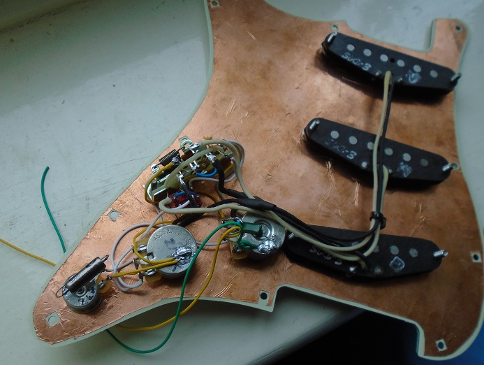 Gold strat partscaster build-078-jpg