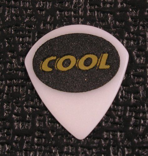 Delay to warm up tone and help with pick attack-82c04411a6fcda2ec7760c80c2e72bcb-jpg