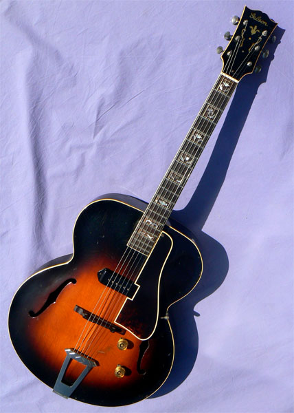 Was the Gibson L-7 ever made with a pickup?-428x600x36l7e_-jpg-pagespeed-ic-odrrxtqjij-jpg
