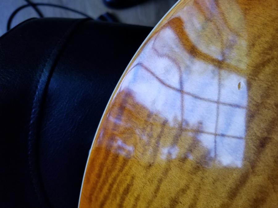 I dinged my Gibson ES-335 - How to Fix?-20181029_090132-jpg