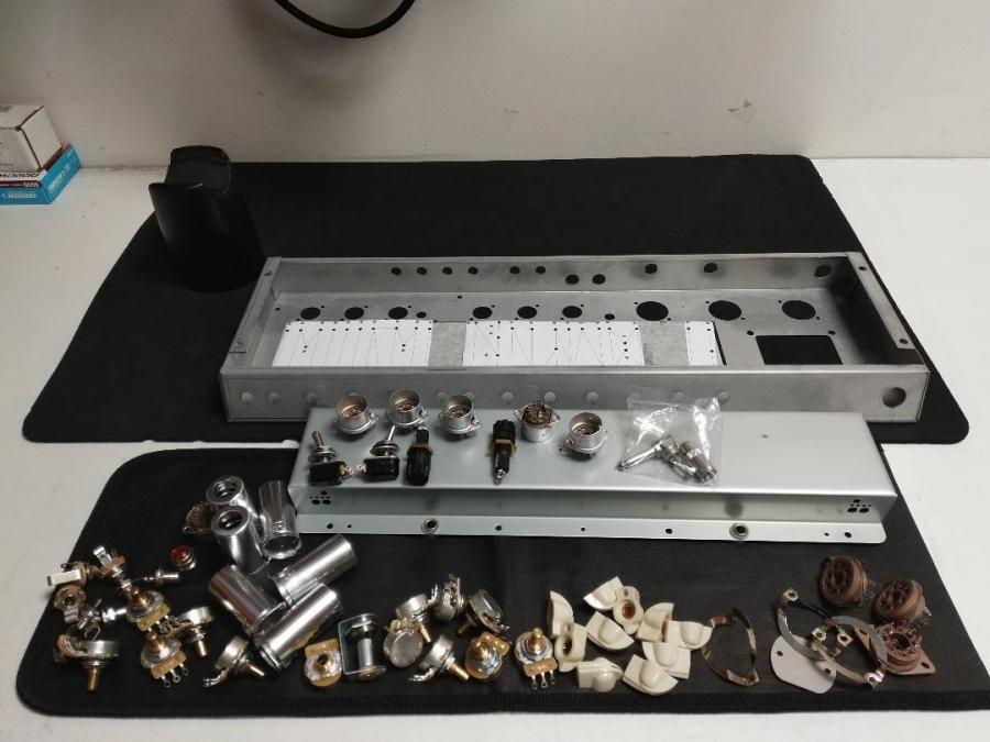 Whitney TremorVerb 24 amp-thumbnail-jpg