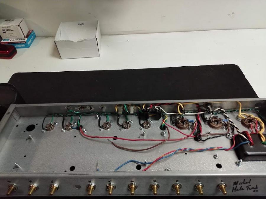 Whitney TremorVerb 24 amp-58fbd999-a06a-4d51-bdf4-d1dbb7c7f86d-jpg