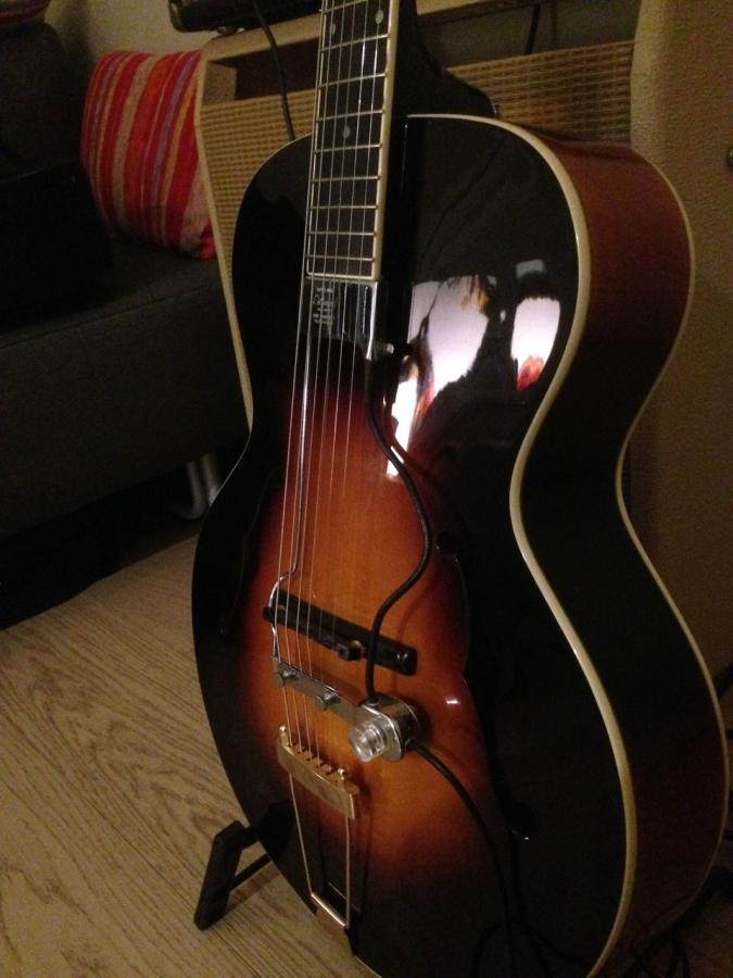 The Loar LH-309 - Bad Guitar?-img_4383-jpg