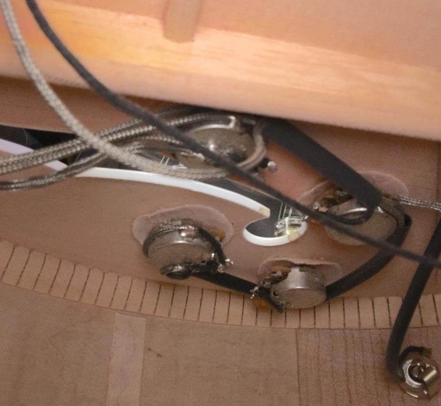 Gibson L5CES Volume Won't Turn All the Way Down-img_2079-jpg