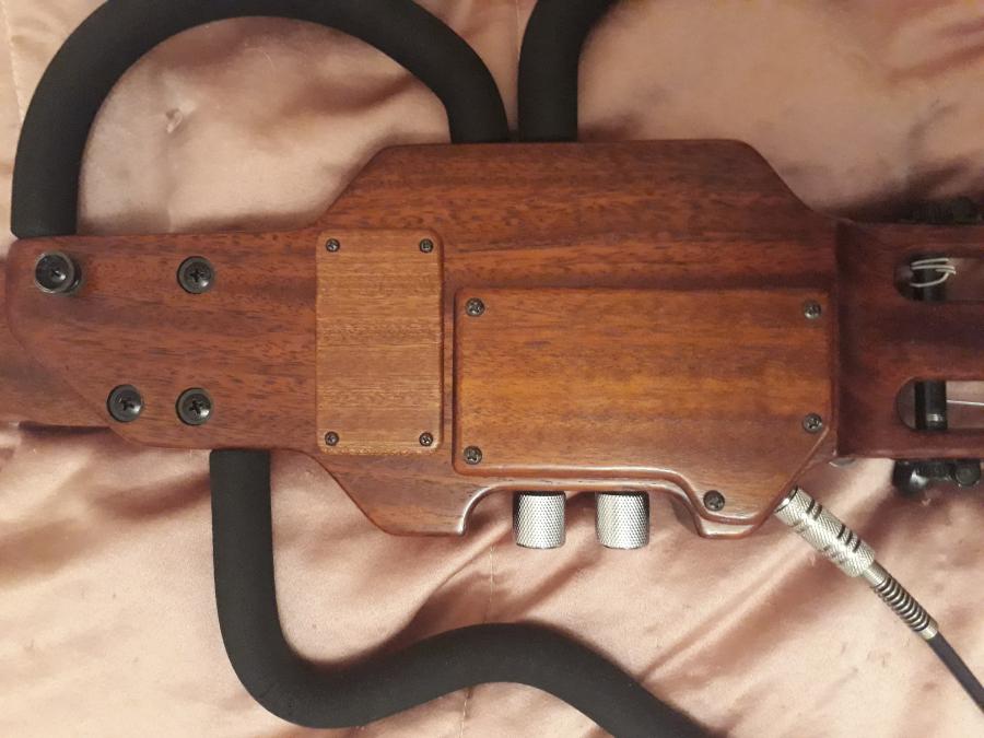 Aria Sinsonido Headless Steel String Travel Guitar-20181217_214754-jpg