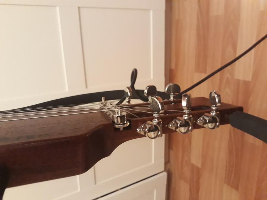 Aria Sinsonido Headless Steel String Travel Guitar-20181220_231825-jpg
