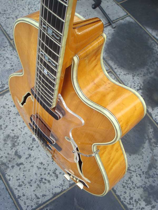 Godin 5th Avenue-hof-committee-1xxx-jpg