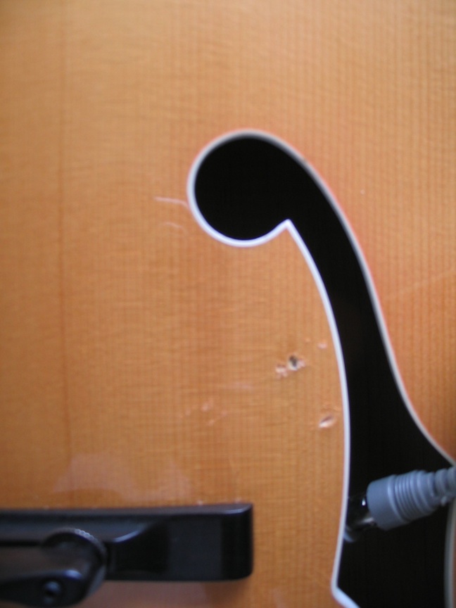 difference between gibson super V and gibson legrande-audio_connect-jpg