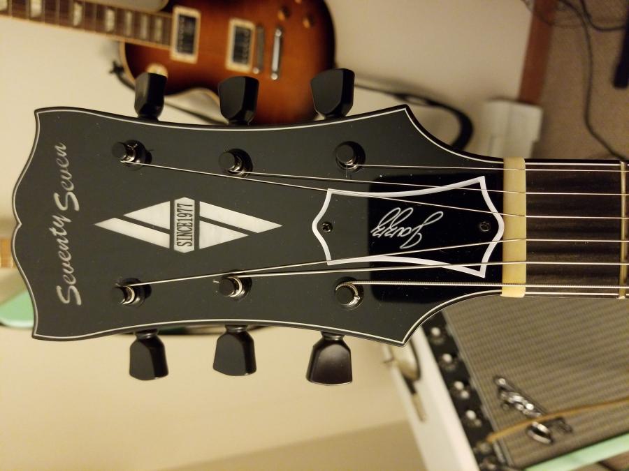 Seventy Seven Guitars-jazzhawk01-jpg