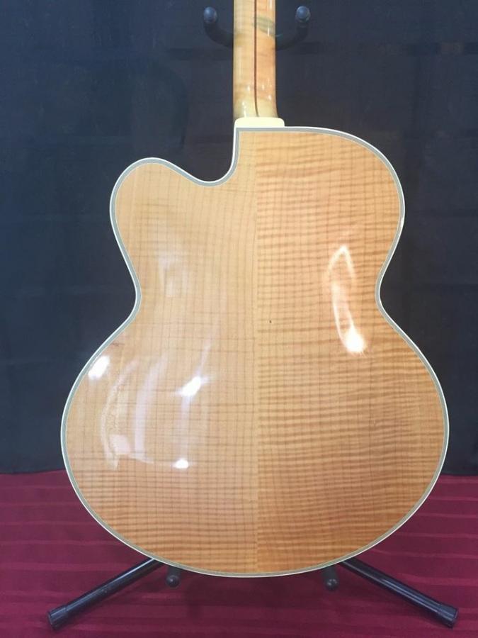 Heritage D'Angelico New Yorker-b99a1888-8028-4244-98b7-e0090e5eb9aa-jpg