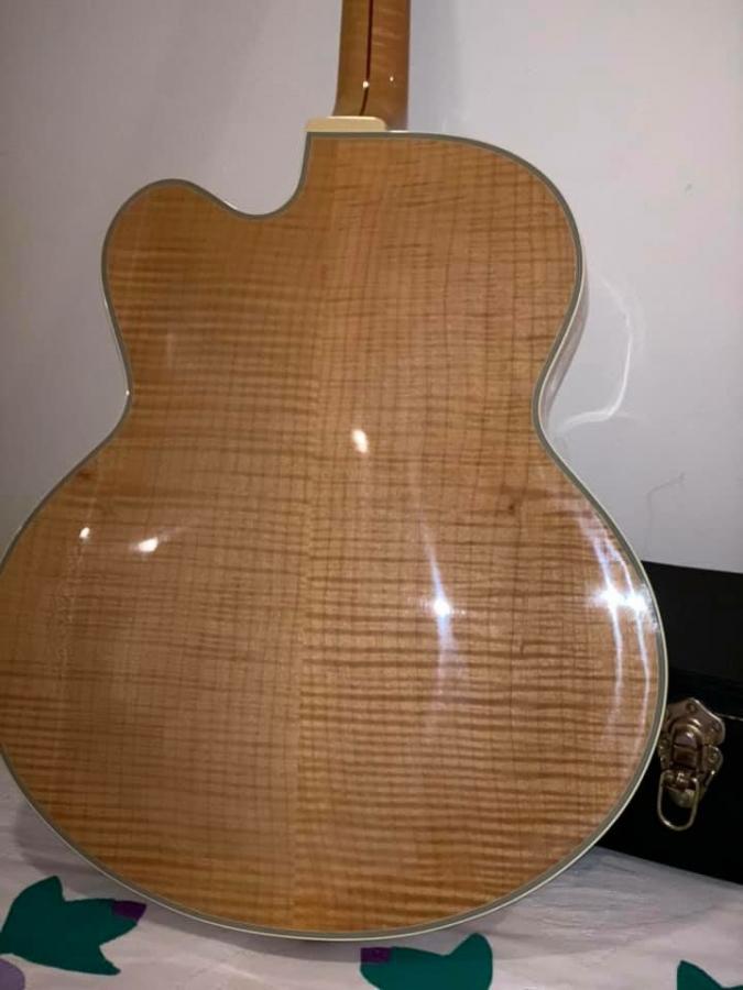 Heritage D'Angelico New Yorker-d7adb27a-f219-472c-b8e9-0352f116f5aa-jpg