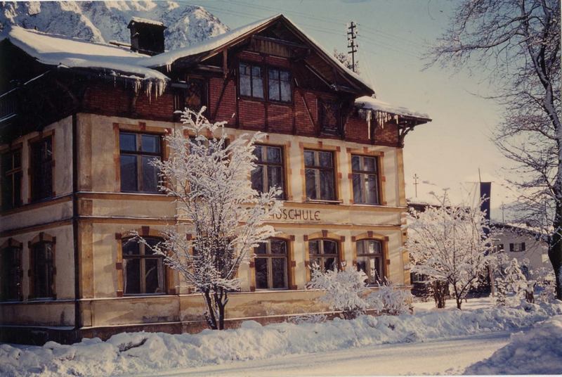 Vintage German Archtops-mittenwald-geigenbauschule-ca-1920-jpg