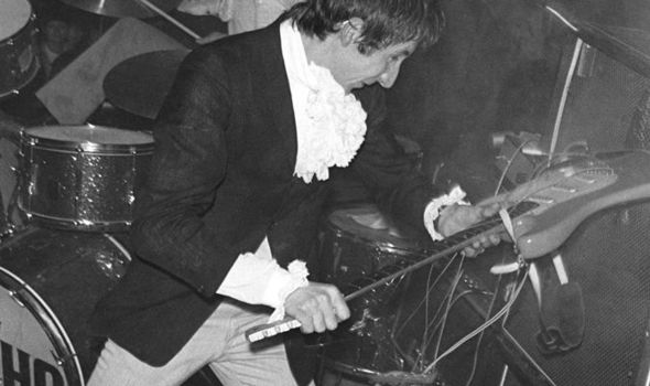 What strings did Charlie Christian use?-townsend-jpg