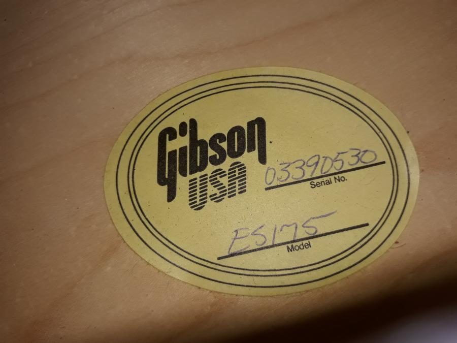 Is this a fake Gibson?-20190301_212038-jpg