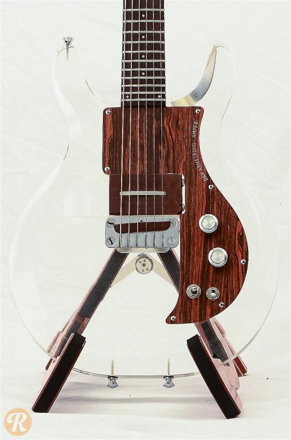 What ubiquitous iconic guitar have you NEVER played?-dm1myqj6o2x4g6mfjd5v-jpg