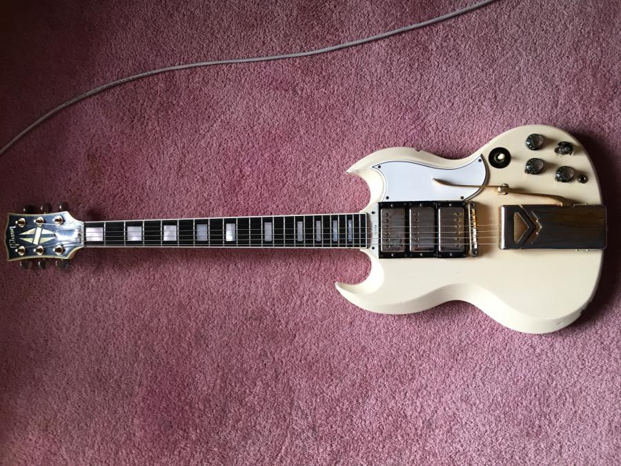 Can anyone identify these 2 vintage Gibson guitars?-5185a4e7-dd46-4a7d-b041-96882cfb414f-jpg