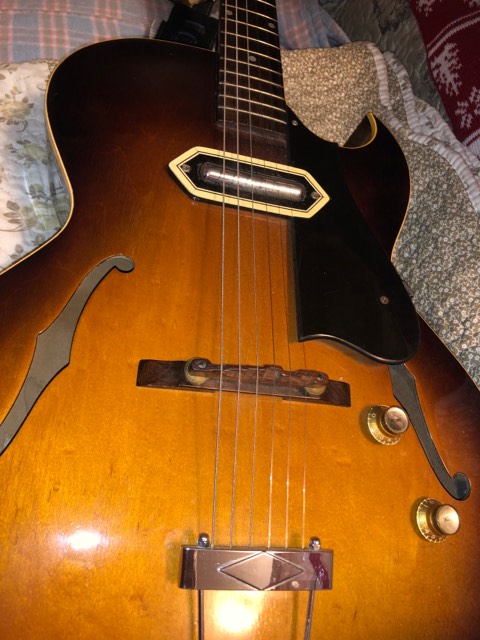 Help to id an old Gibson-g7-jpg