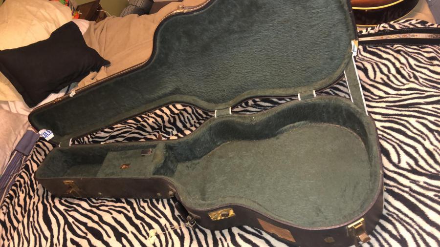 Help to id an old Gibson-g8-jpg