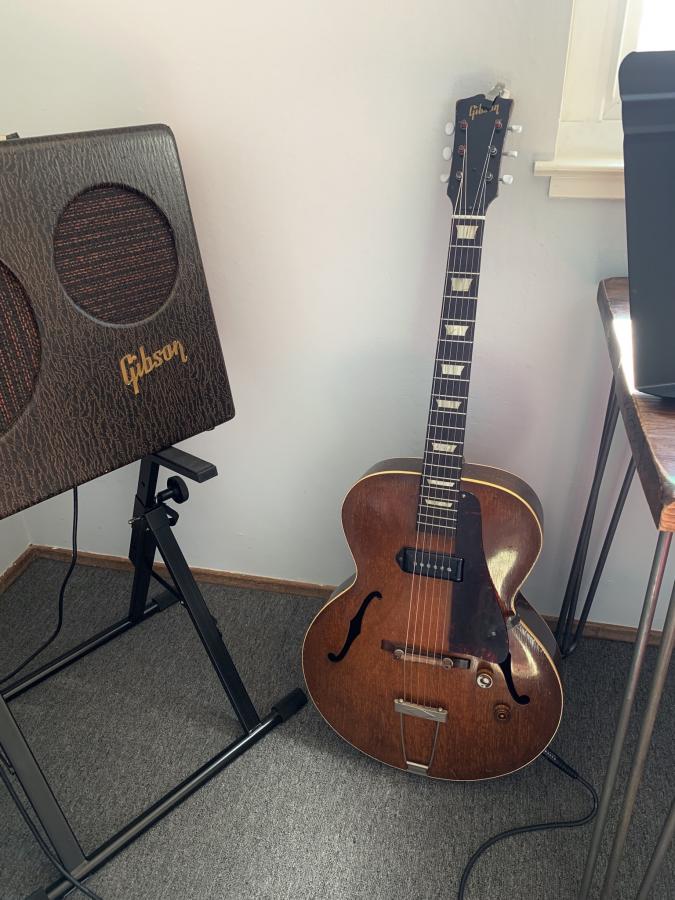 The Gibson ES-125-1867d28d-6763-48f7-ba26-429ec87f0c7d-jpg