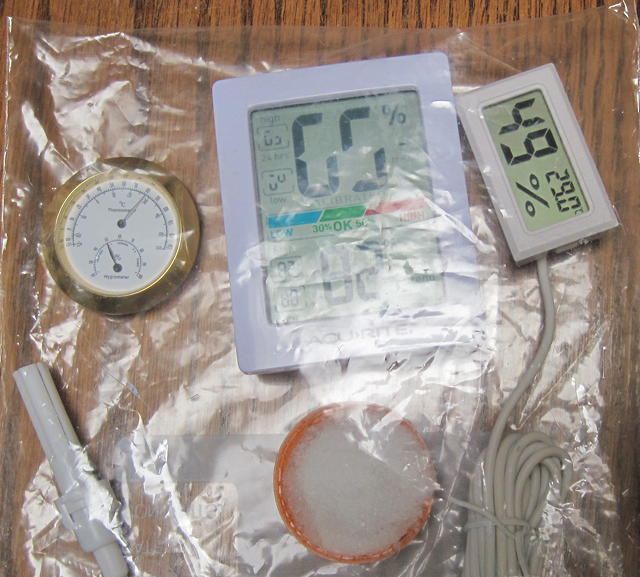 Looking for a small (relatively) inexpensive hygrometer-test1-jpg