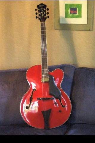 Vivid-colored jazz guitars?-ca10cd8a-63cc-4bd6-aa2d-cccdf949fa7b-jpeg