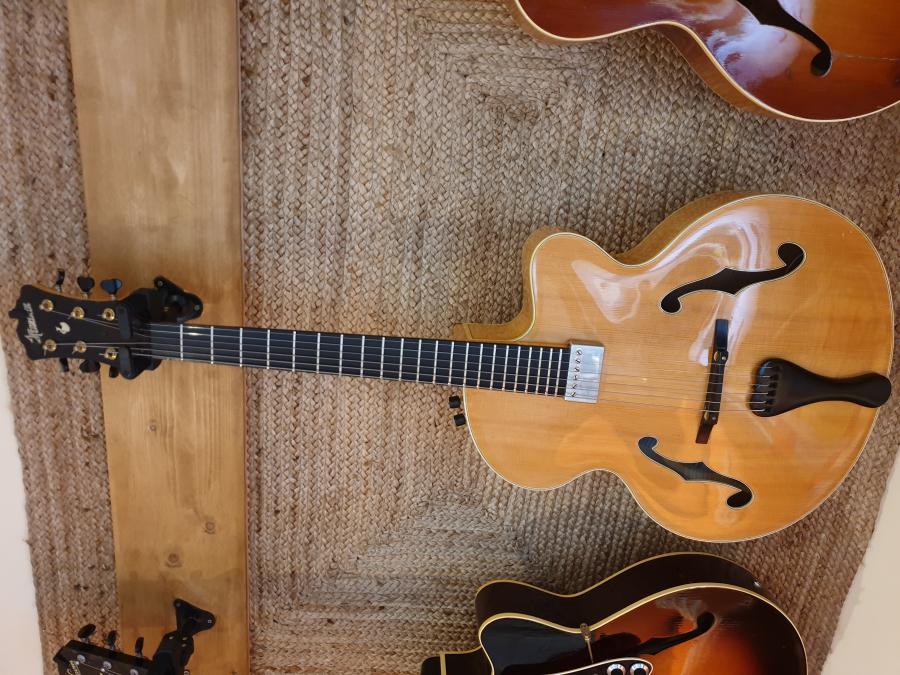 Anyone knows how to make Gibson Classic 57 to floating pu?-20191122_201951-jpg
