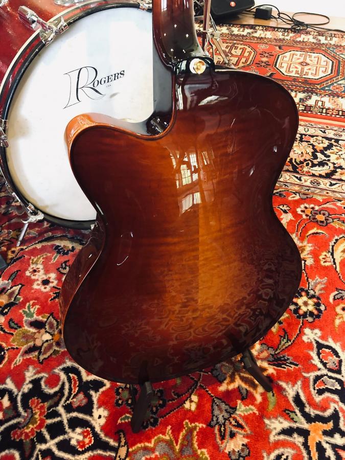 New (to me) Comins Concert 16" - Wow!-cominsback-jpg