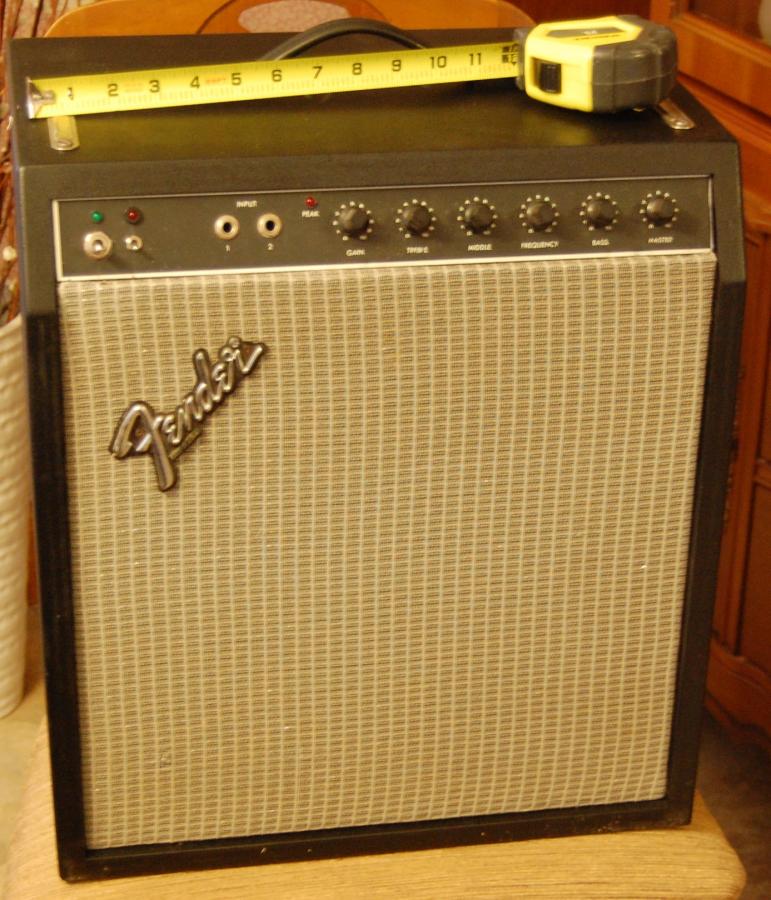 How Many Guitar Amps Do You Own?-dsc_0106-2014_12_09-19_00_43-utc-jpg