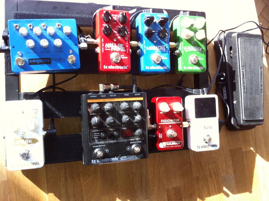 Show Your Pedalboards!-img_0845-jpg