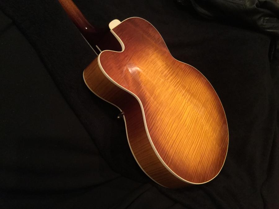 Gibson Solid Formed - Sunrise Tea Burst-9239d5d7-e527-41eb-9afa-eaf46f250191-jpg