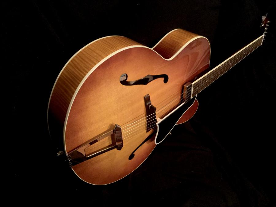 Gibson Solid Formed - Sunrise Tea Burst-bde40393-2ecf-4591-8c37-08a7912f375e-jpg