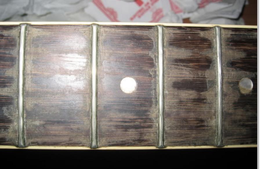 Good and safe product to clean dirty guitar fretboard?-e0c4561a-61f6-472e-8c23-cf2f2d176c59-jpg