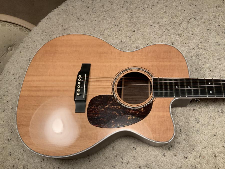 Question about Martin Guitar 00016-GT-ef812746-1c67-4b5a-bb5a-fc7a6a3f2e20-jpg