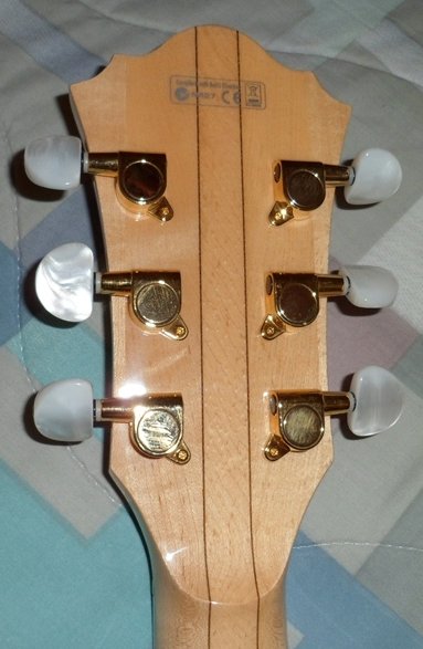 Why are Ibanez necks so much better ?-ibanez_af100_rear_neck_s-jpg