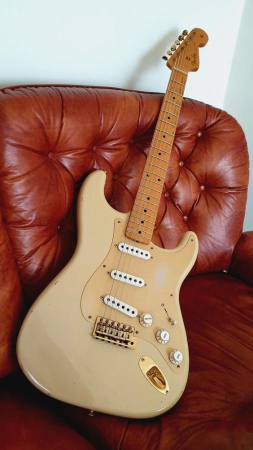 Solid Body Jazz Guitar-fender-stratocaster-jpg