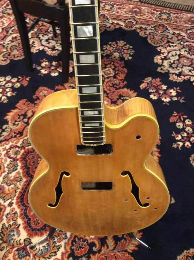 The Venerable Gibson L-5-fd255df8-6d74-4a46-89ce-cf873fd0518a-jpg