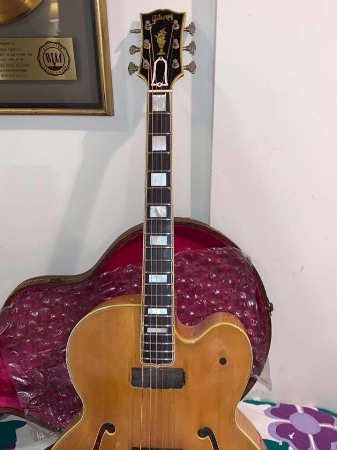 The Venerable Gibson L-5-3a942a94-2a8b-4970-a697-11cedea696d3-jpg
