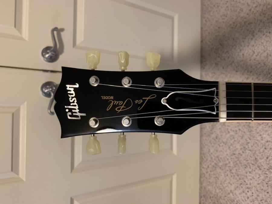 Different versions of Gibson&rsquo;s &ldquo;Open Book&rdquo; headstock...?-b50856c3-8b23-4758-814b-88c8378460e1-jpg