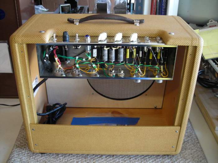 Anybody use Tweed amps for Jazz?-lil-dawg-d-lux-jpg