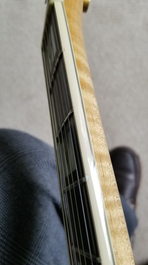 Help: Guild X-700 fret binding....-guild-neck-binding-issue-jpg