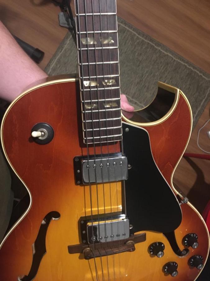 Gibson ES-175 Sunken Top?-c223d0ba-dd9e-4a94-b082-7e14d0d4212c-jpg
