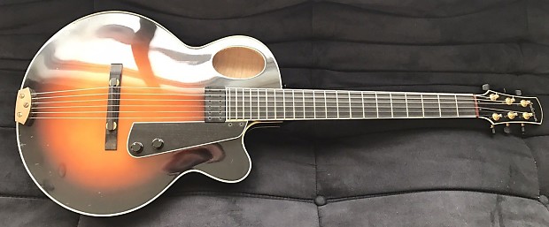 Small archtop guitar deals